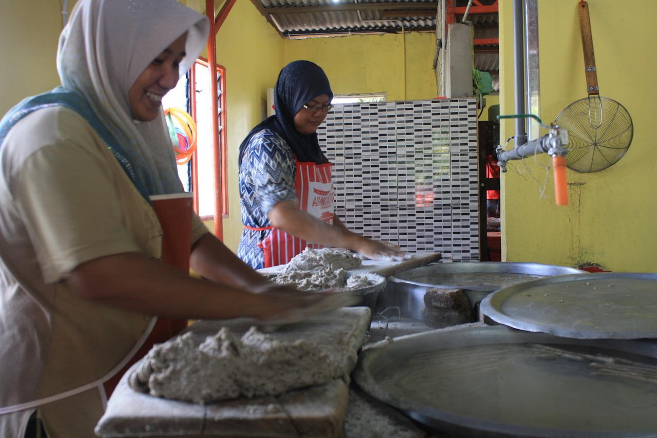 Kemaman Sands Hotel Cukai Bagian luar foto