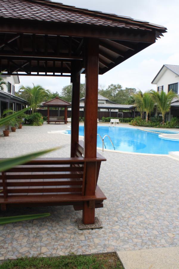 Kemaman Sands Hotel Cukai Bagian luar foto